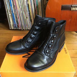 Miz Mooz Louis Boot Black Size 8 Brand New